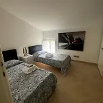 Stagio Stagi Apartman *